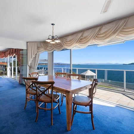 Spectacular Lakefront Home Taupo Luaran gambar