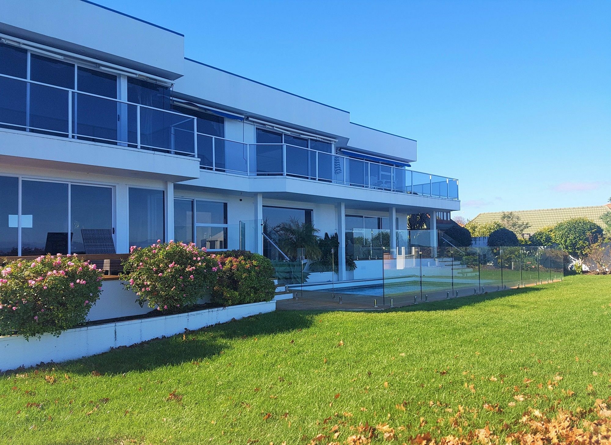 Spectacular Lakefront Home Taupo Luaran gambar